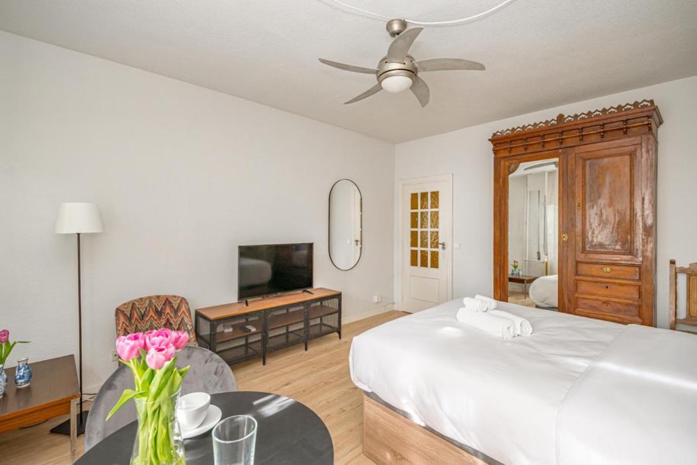 Madrid Rio Rooms Exterior photo